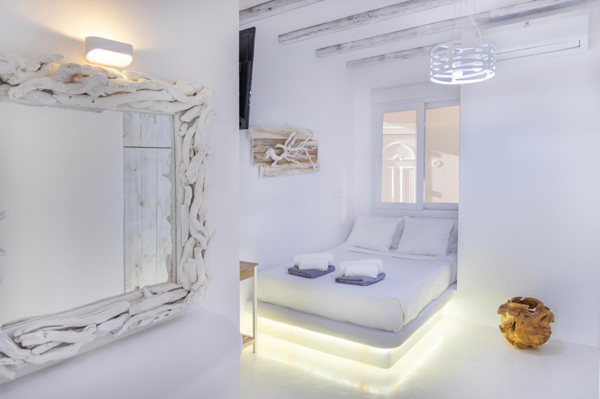 Limani Lux Apartments Karpathos Town  Room photo